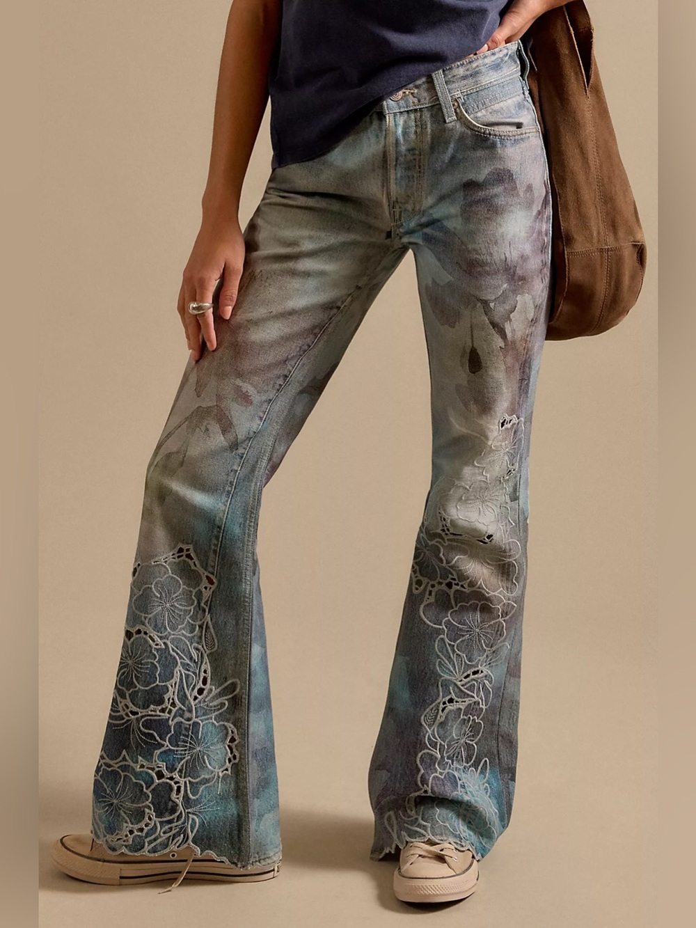 NWOT We The Free West Coast Illusions & Cutwork
Jeans size 27